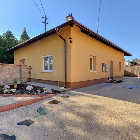 Anita Lägenhet Budapest Exteriör bild